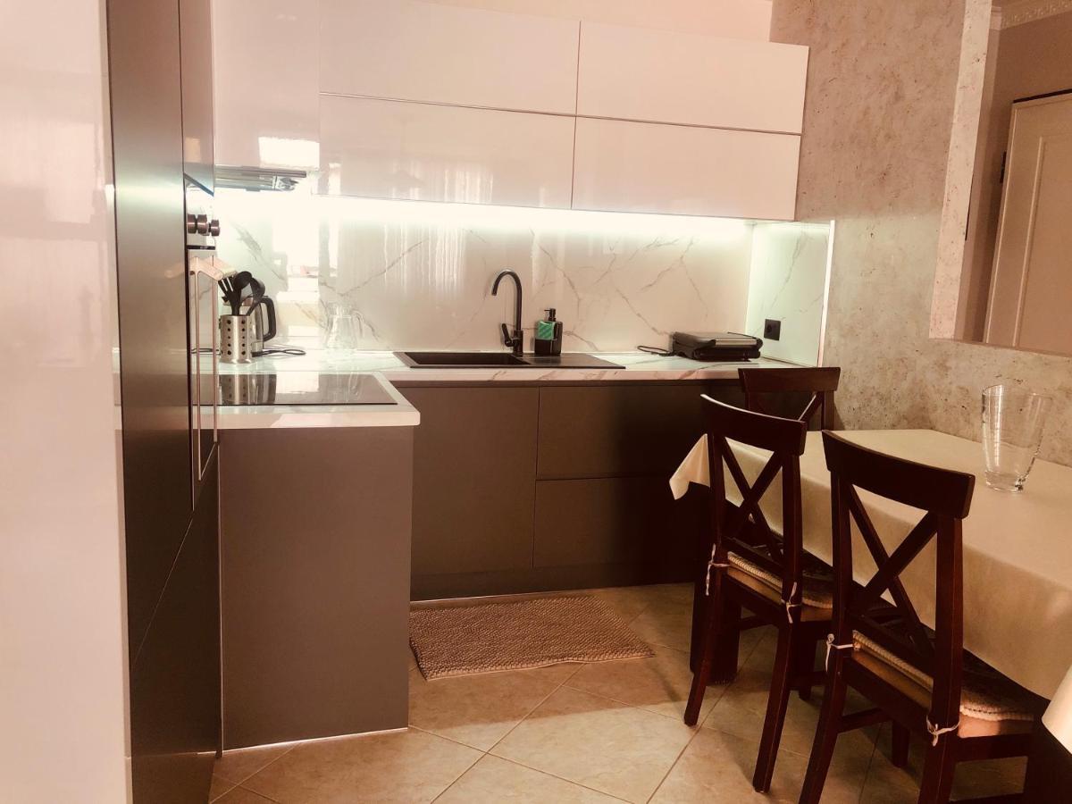 Laureta Central Apartment Tiranë Eksteriør bilde