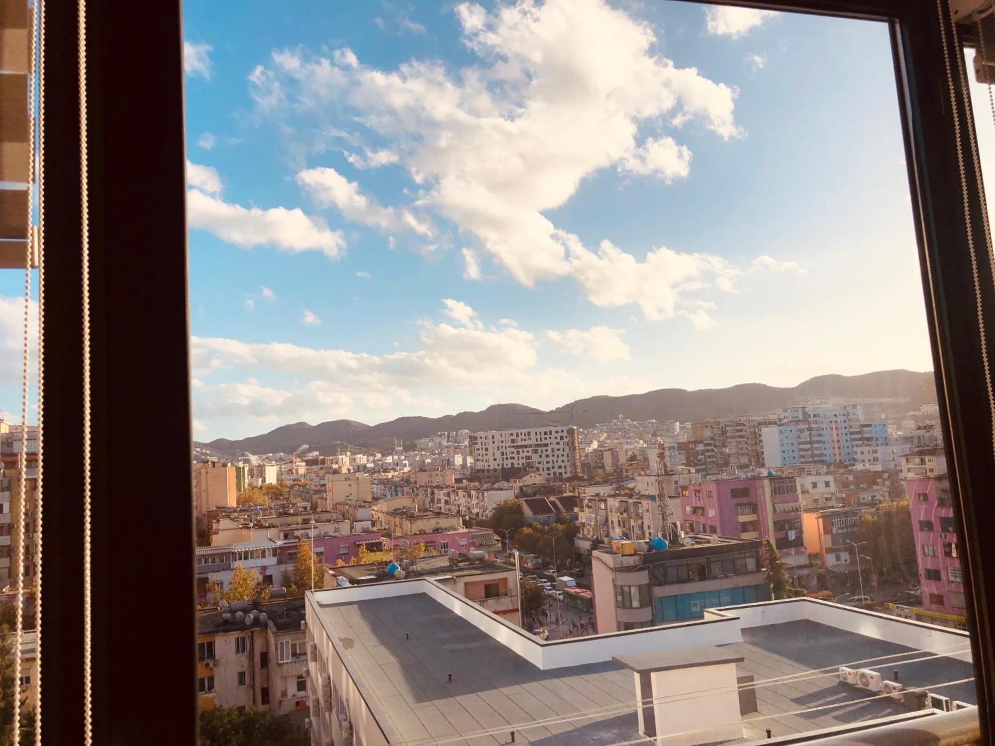 Laureta Central Apartment Tiranë Eksteriør bilde